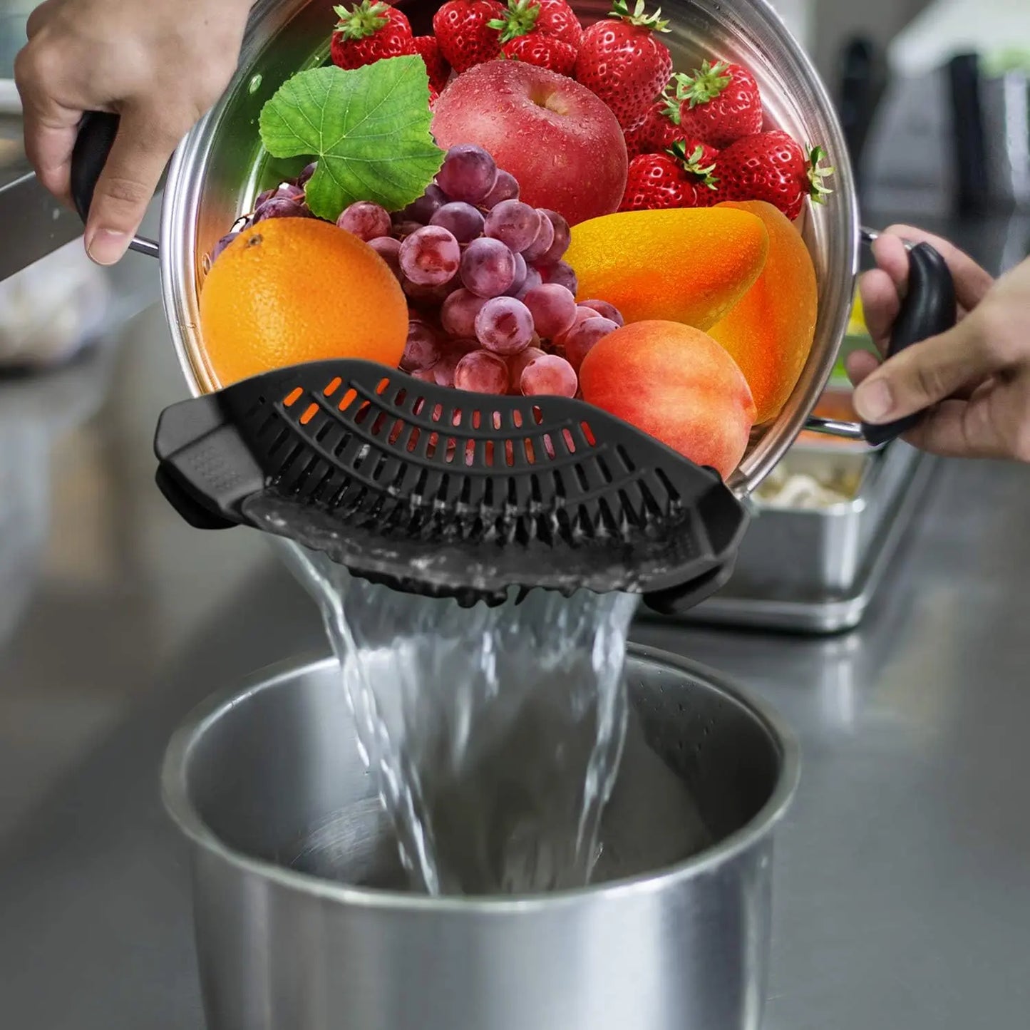 Strainer Silicone for All Pots and Pans, Pasta Strainer Clip on Food Strainer for Meat Vegetables Fruit Silicone Kitchen Colander